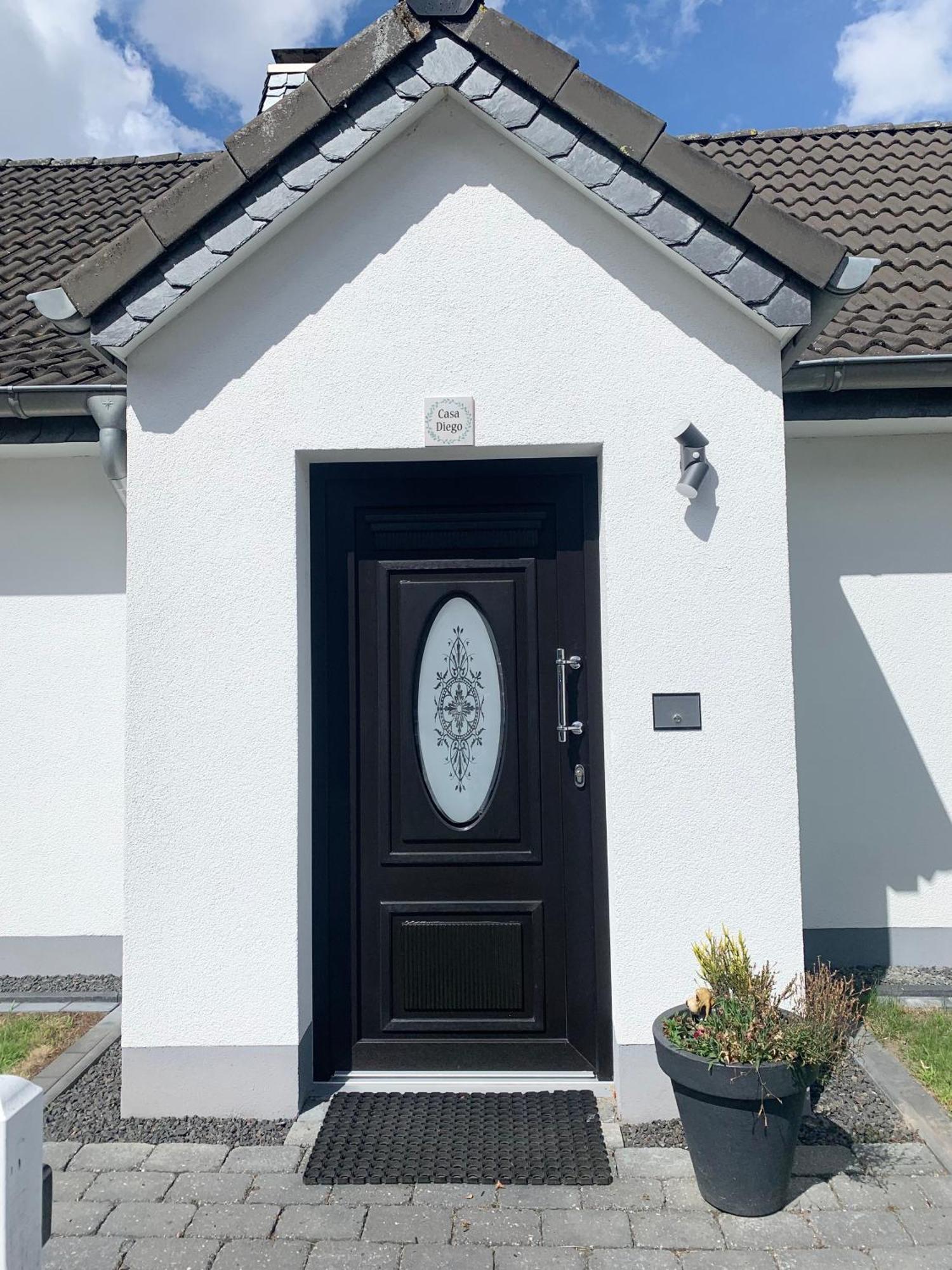 Casa Diego, Kleines Gemuetliches Haus Mit Garten Bielefeld Exterior foto